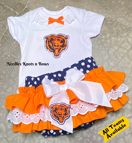 Girls Chicago Bears football outfit for baby girls and toddlers.