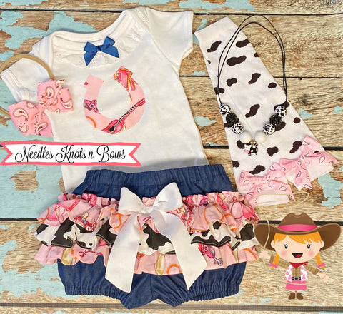 Baby girls and toddlers western cowgirl outfit. Girls western birthday outfit. Pageant outfit