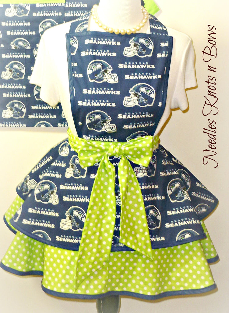 Seattle Seahawks Women's Apron, Womens Seahawks Apron, Flirty, Plus Size,  Aprons · Needles Knots n Bows · Online Store Powered by Storenvy