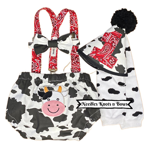 Barnyard smash cake outfit for boys. Western, cow print cake smash outfit.