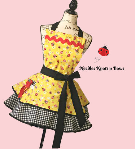 Retro ladybug flirty style women's apron.