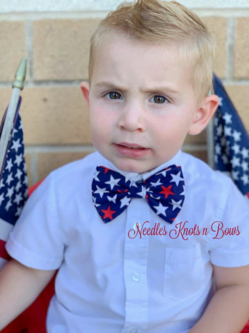 Patriotic Bow Tie, 4th of July Bow Tie, Red & White Stars on Blue