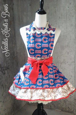 Women's Chicago Cubs baseball apron with pocket. Plus Size aprons