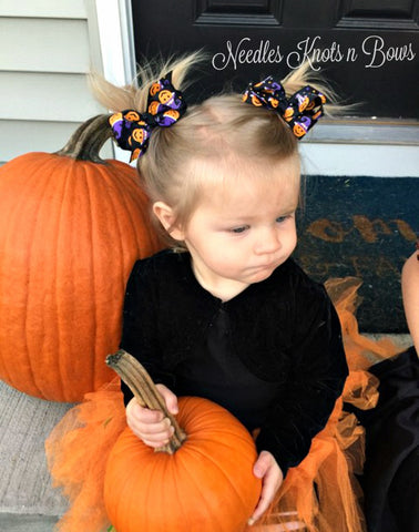 Halloween Hair Bow Hair Clips, Pigtail Hairbows, Hair Accessories, Black w/ Pumpkins, Mini Hairbows
