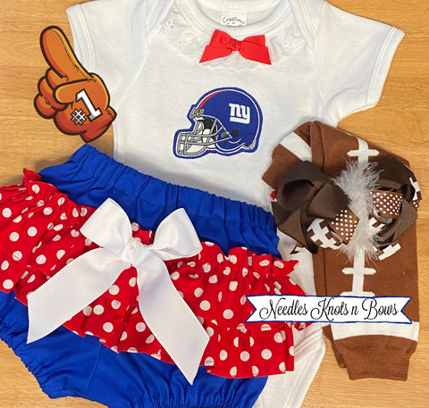 Girls New York Giants game day football outfit.  Baby girls and toddlers football outfit.