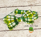 Green plaid bow tie. St. Patrick's Day bow tie..